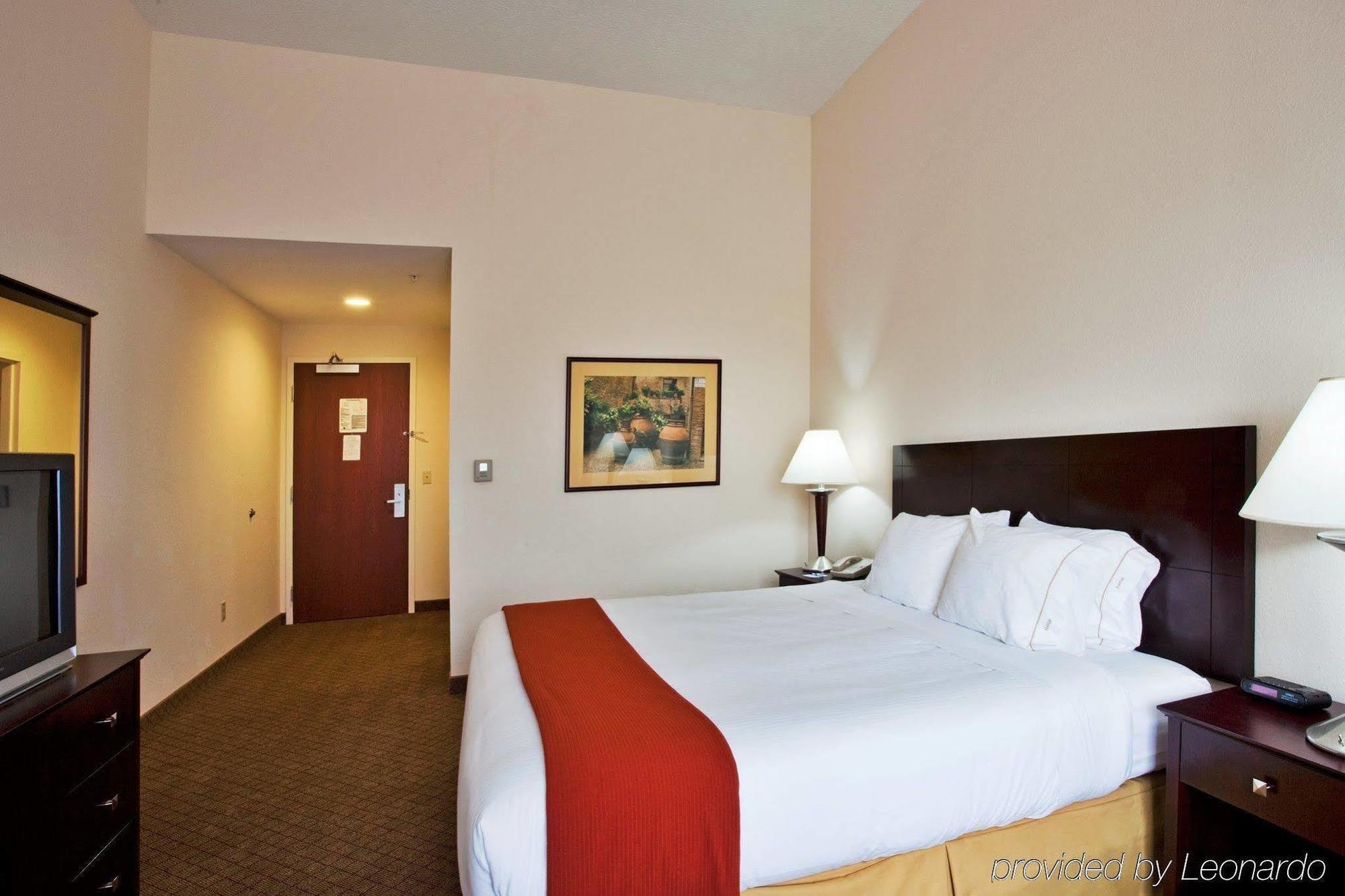 Holiday Inn Express Hotel & Suites Port Richey By Ihg Dış mekan fotoğraf